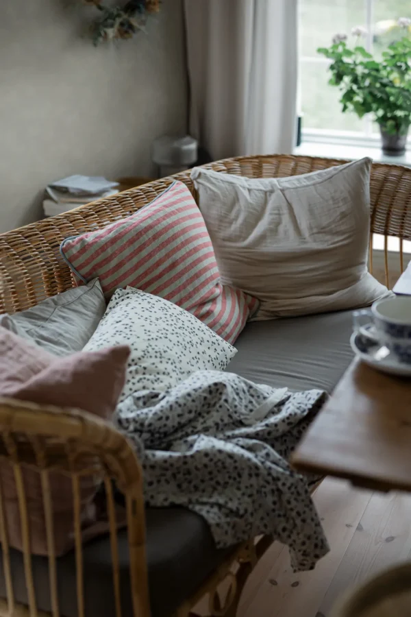 expo_p-3002-5765877042-s_2.webp